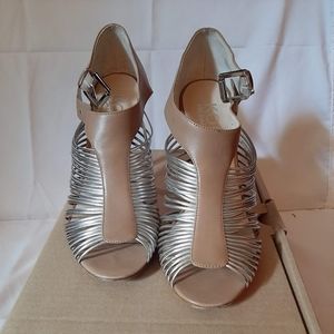 MICHAEL KORS HEELS SIZE 9.5